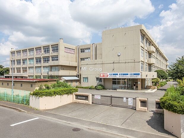 中学校 1900m 厚木市立林中学校