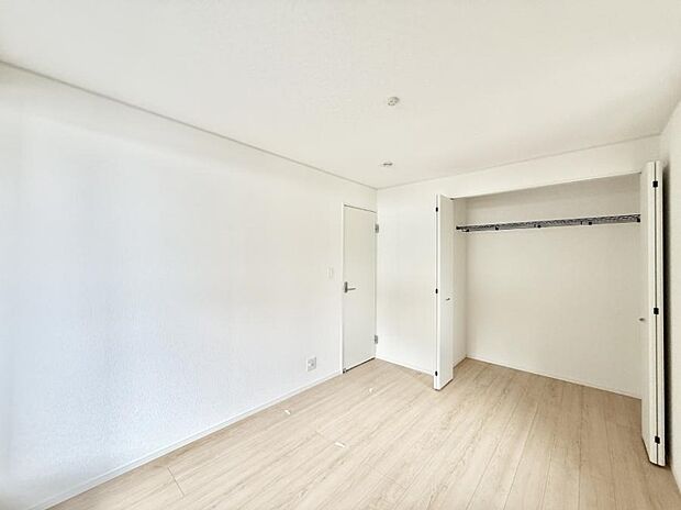 1号棟 ■窓の配置や通気性の良い設計で部屋の空気がこもらず、常に新鮮な空気が流れます