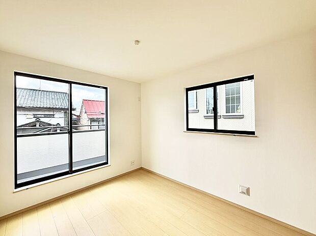 D号棟 ■落ち着いた色合いのお部屋で穏やかな時間を楽しめます