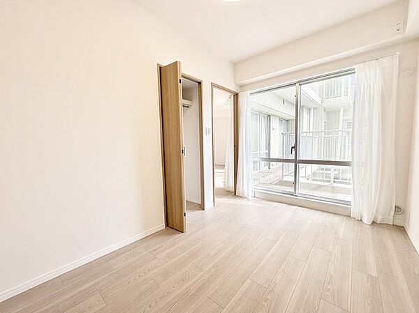 ■落ち着いた色合いのお部屋で穏やかな時間を楽しめます
