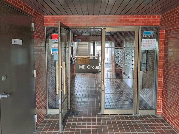 ■管理の行き届いたエントランスで安心して暮らせる環境です