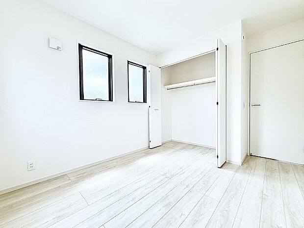 3号棟 ■落ち着いた色合いのお部屋で穏やかな時間を楽しめます