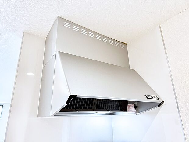 ■調理時の蒸気や匂いが換気扇に誘導され、効率的に排煙ができます。