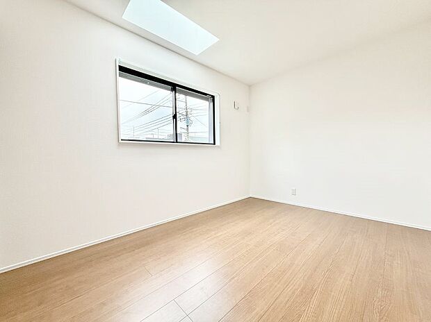 2号棟  ■落ち着いた色合いのお部屋で穏やかな時間を楽しめます