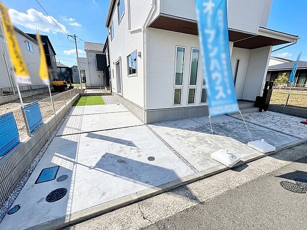 1号棟 ■快適な駐車スペースで安心