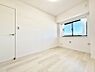 室内：■落ち着いた色合いのお部屋で穏やかな時間を楽しめます