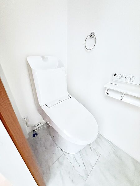 トイレを拡大表示