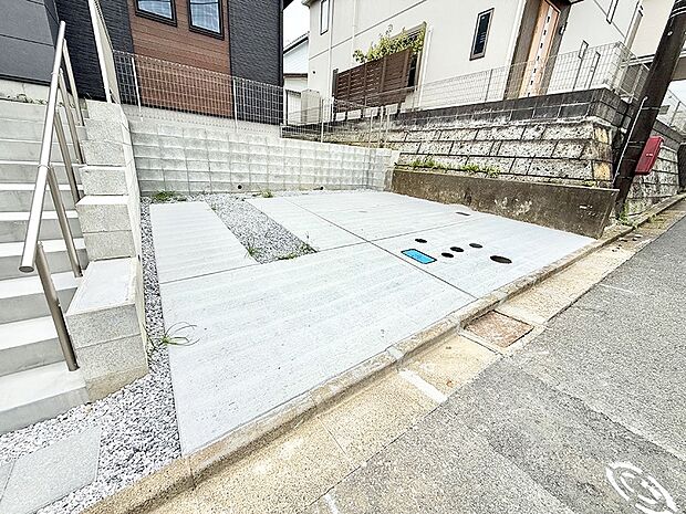1号棟 ■自宅にある駐車スペースなので安心ですね