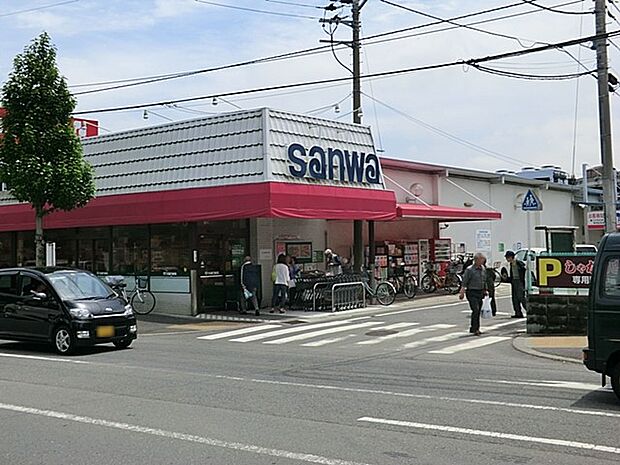 スーパー 600m スーパー三和 境川店