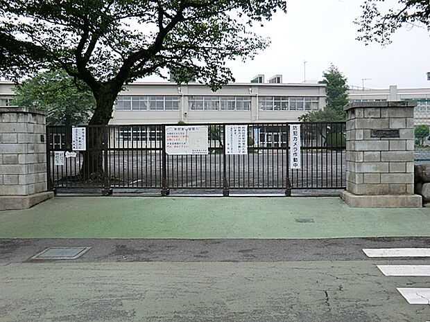 福生市立第四小学校　180ｍ