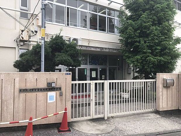 大田区立 馬込第二小学校最寄り駅：大森駅 50m