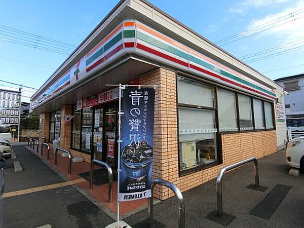 画像10:【コンビニエンスストア】セブンイレブン　岸和田中井町店まで352ｍ