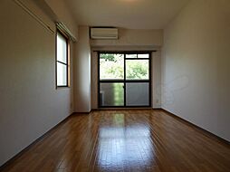 カシオペア 2階1Kのリビング/ダイニング