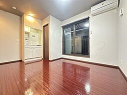 モダンクラウド 1階ワンルームのリビング/ダイニング