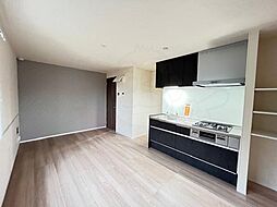 ＧＲＡＭＭ六地蔵A棟 1階1LDKのリビング/ダイニング