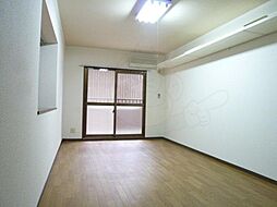 メゾン・ウィーブ 4階1Kのリビング/ダイニング