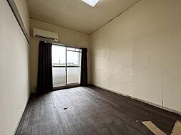 グラフィーネ向島（旧ユンヌペルソンヌ） 2階1Kのリビング/ダイニング