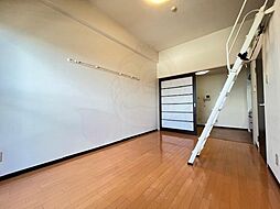 ウイングヒルズ京都南 5階1DKのリビング/ダイニング