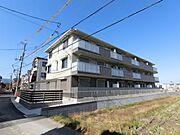 長岡京駅より徒歩29分 3階 築8年7ヶ月の賃貸物件