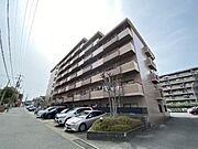 木幡駅より徒歩7分 6階 築30年3ヶ月の賃貸物件