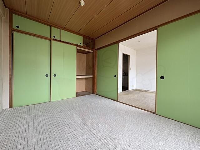 寝室