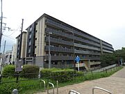 六地蔵駅より徒歩8分 築7年5ヶ月 7階建の賃貸物件