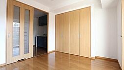 アバンサーダ鶴見 705 7階1DKのリビング/ダイニング