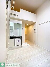 パークウェイ鶴見 103 1階ワンルームのリビング/ダイニング