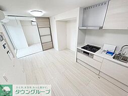 D Paina 旭町 302 3階1LDKのリビング/ダイニング