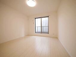 リブリ・旭ハイム 201 1階2LDKのリビング/ダイニング