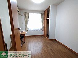 レオパレスユリパレス中野坂上 205 2階1Kのリビング/ダイニング