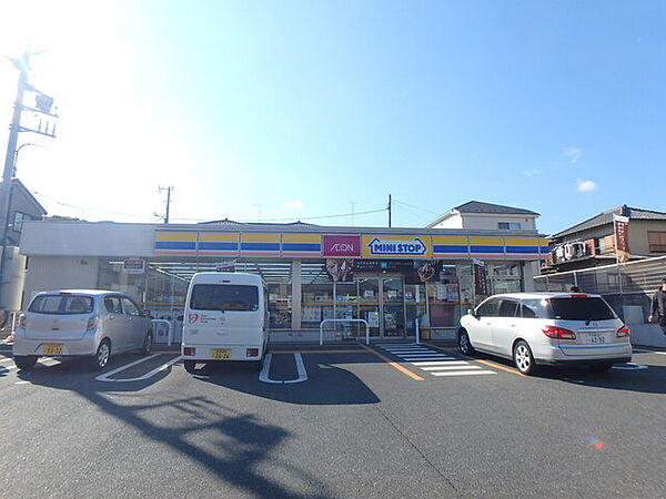 ミニストップ 千葉検見川2丁目店630m徒歩8分