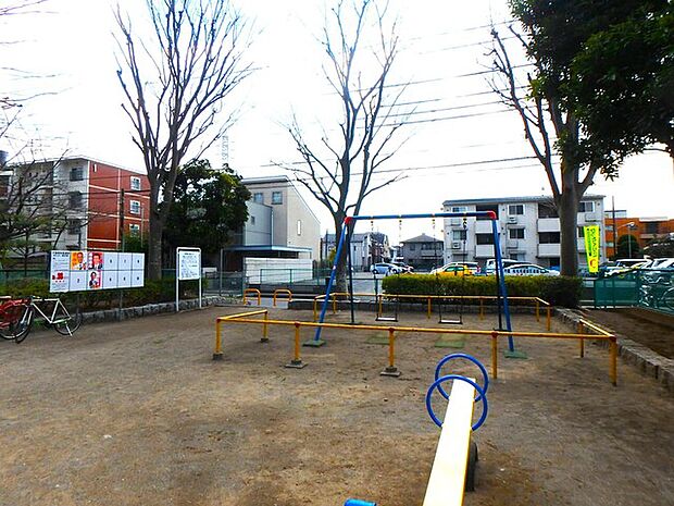 市場西公園85m徒歩1分