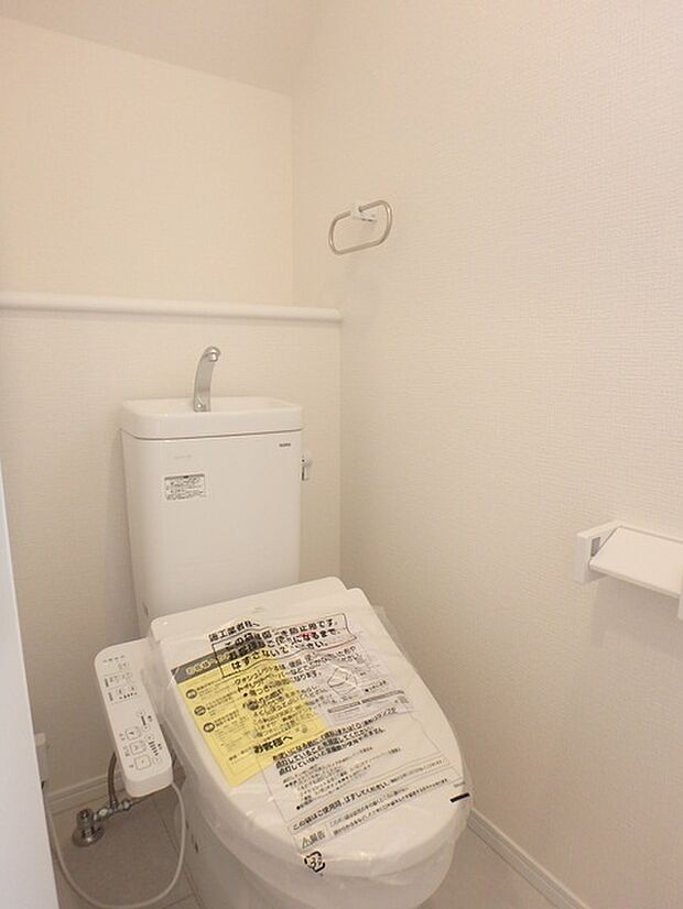 2階ウォッシュレットトイレ