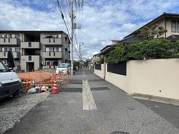 区画東側前面道路 北向き
