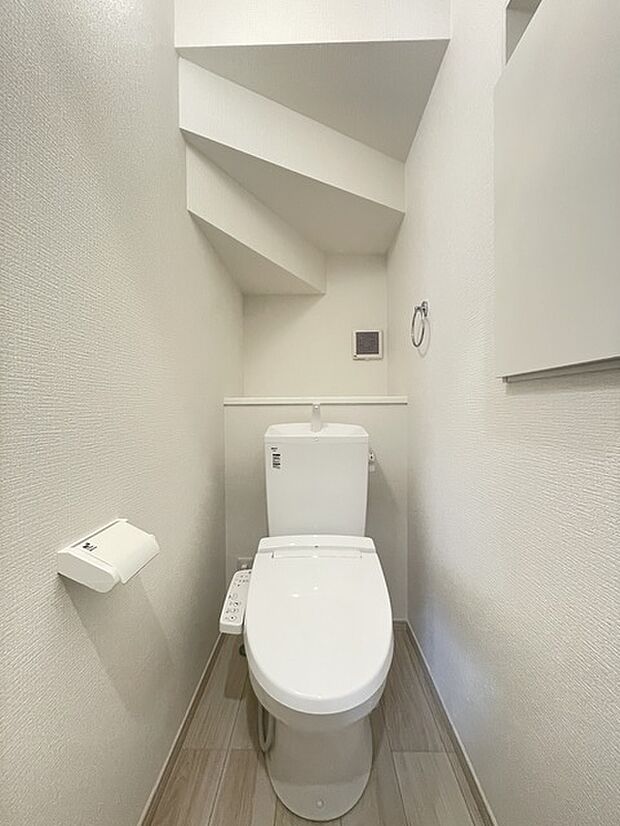 1階ウォッシュレットトイレ