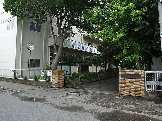 習志野市立第四中学校650m徒歩9分