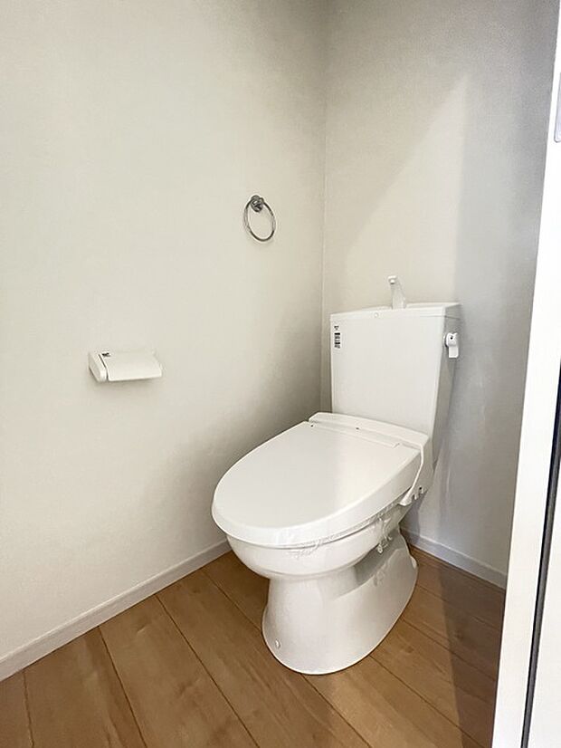 2階ウォッシュレットトイレ