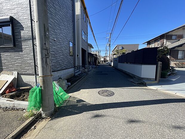 前面道路　幅員約4ｍ