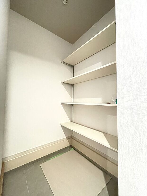 玄関SIC 4段可動棚