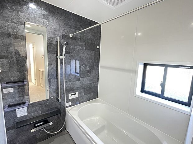 追い焚き・浴室乾燥機付きで雨の日も安心