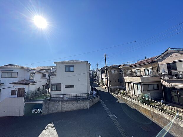 バルコニーからの眺望　閑静な住宅街です