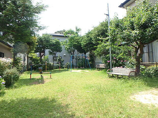 屋敷3丁目　広場160m徒歩2分