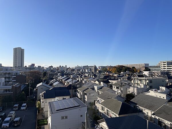 玄関側共用廊下よりの眺望