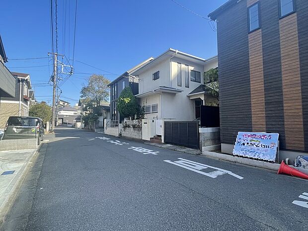 北側前面道路 幅員約6m