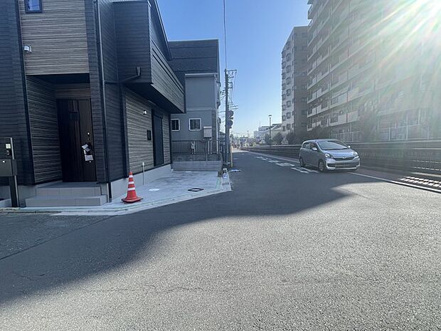 西側前面道路 幅員約6.65m