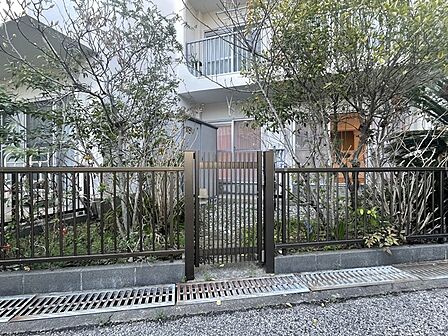 専用庭から外に出入りできます