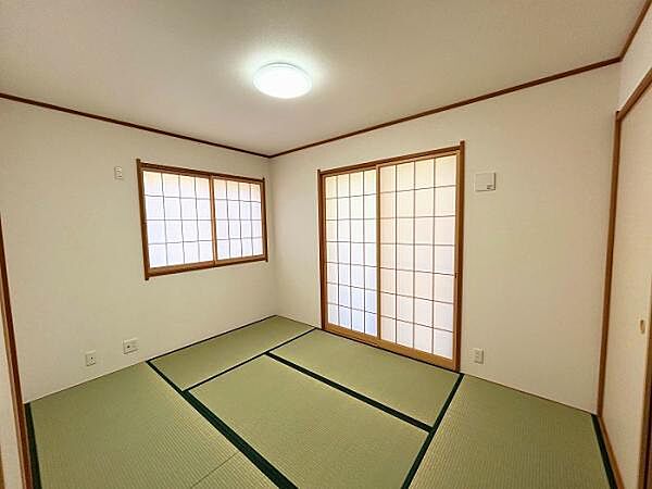 1階　和室6帖