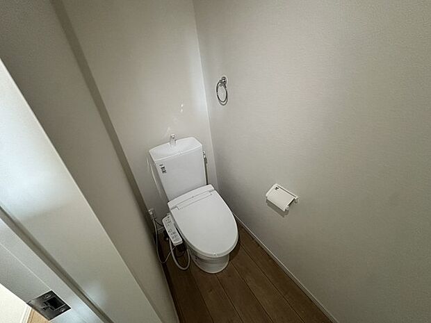 トイレは2階にもあります
