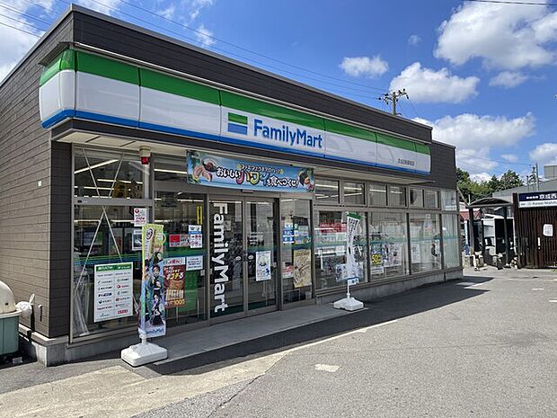 ファミリーマート 京成西船駅前店410m徒歩6分
